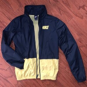 Nike windbreaker